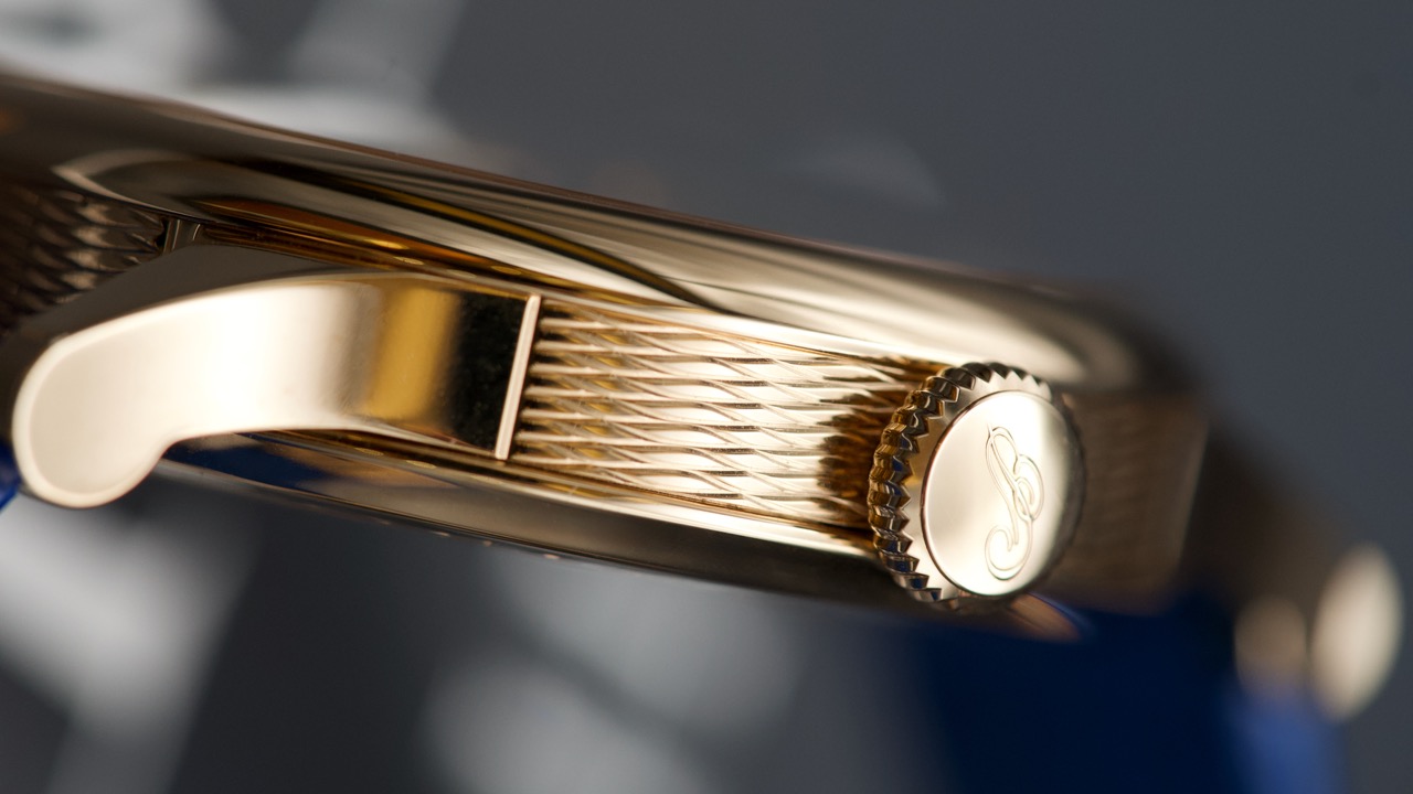 Side detail of the watch case
