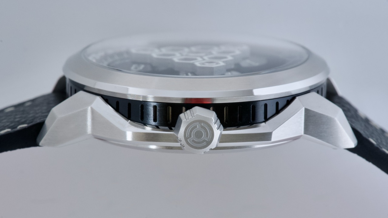 Crown side