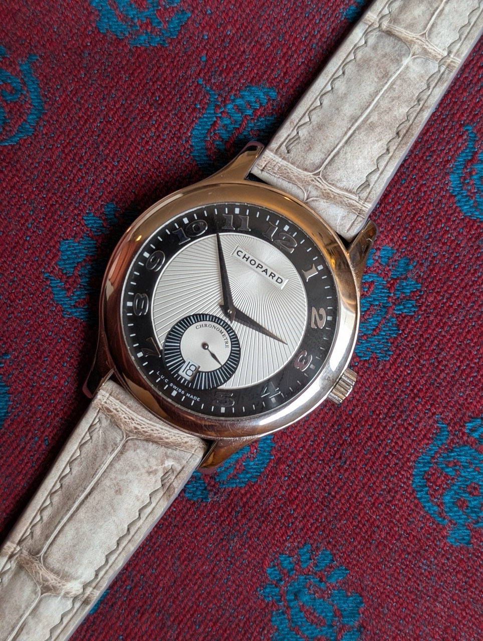 Light strap example closeup